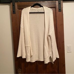 American Eagle White Ribbed Cardigan